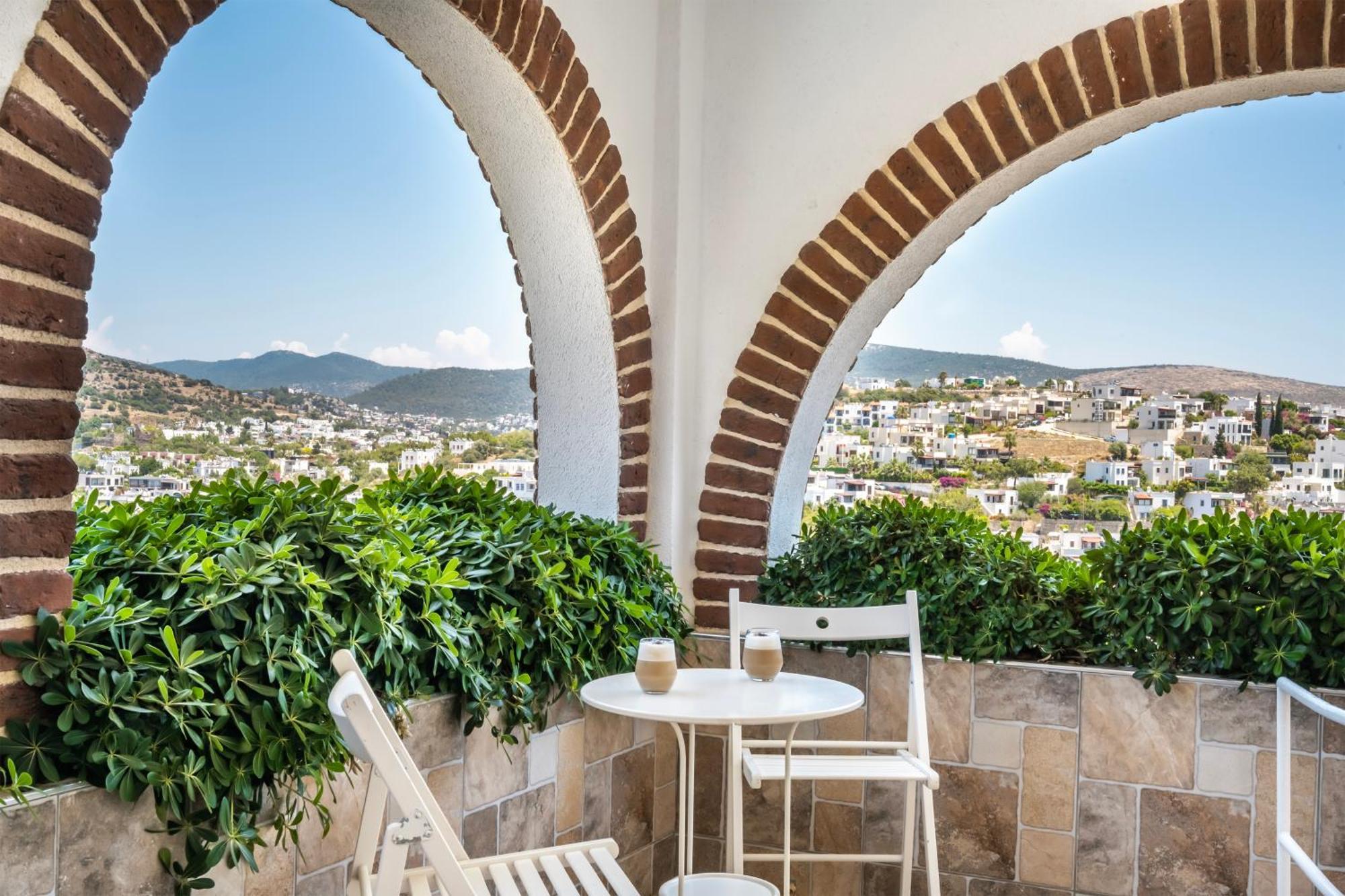 The Poyz Bodrum 2*